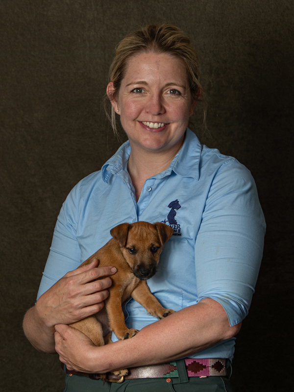 Holly Grantham 